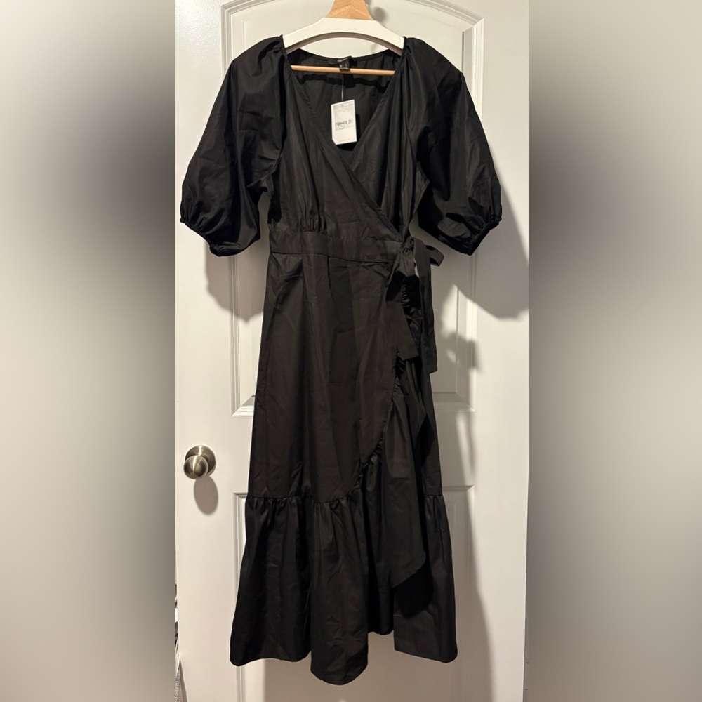 Forever 21 Black Long Sleeve Wrap Dress